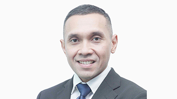 Ari Adil